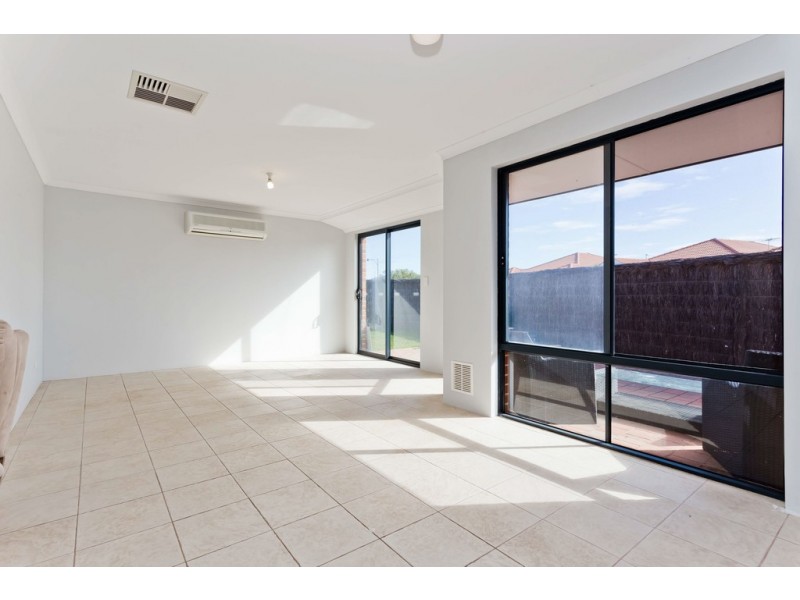 15 Cape Meares Crescent, Butler WA 6036