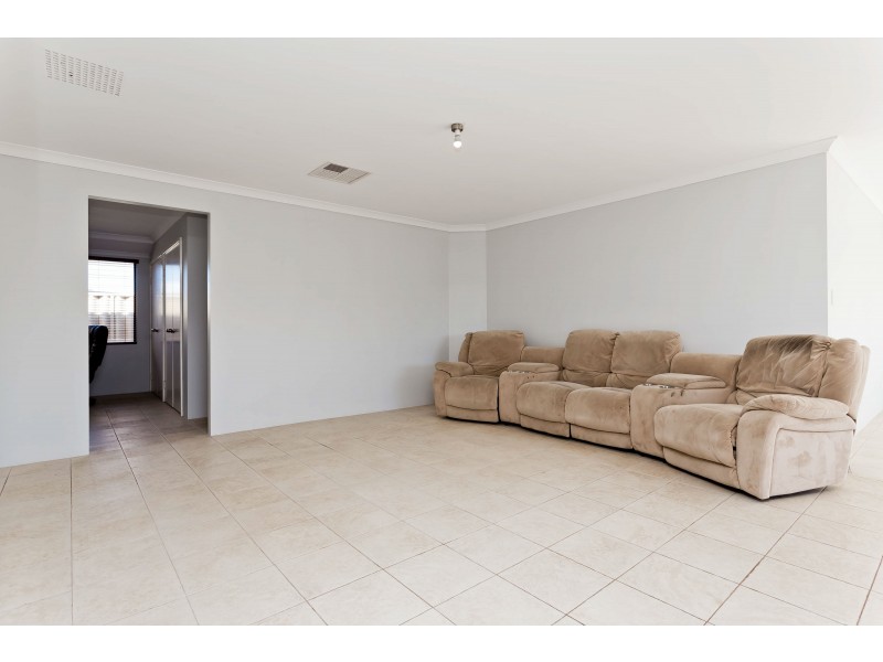 15 Cape Meares Crescent, Butler WA 6036