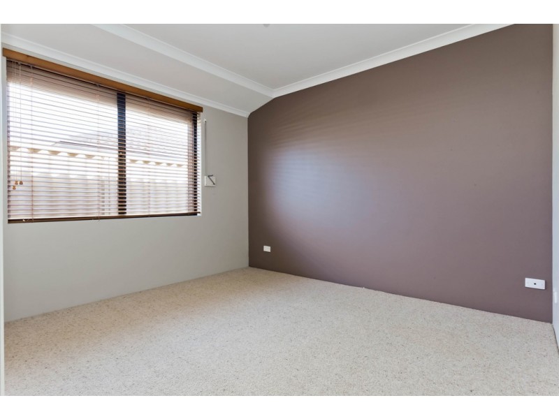 15 Cape Meares Crescent, Butler WA 6036