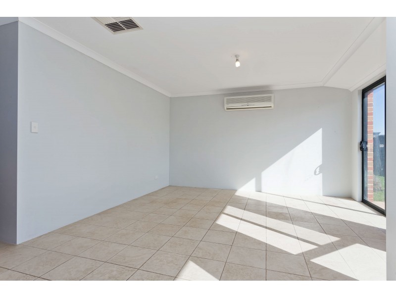 15 Cape Meares Crescent, Butler WA 6036