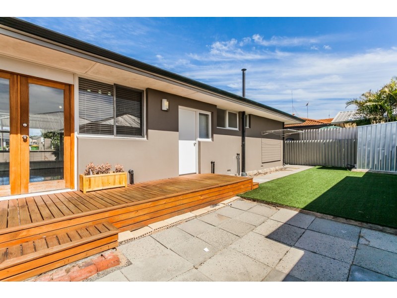 84 Edeline Street, Spearwood WA 6163