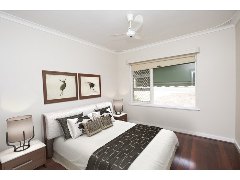 168 Carrington Street, Hilton WA 6163