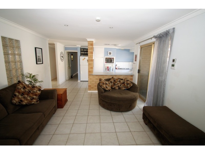 10B Korel Place, Coogee WA 6166