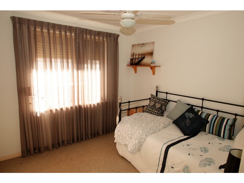10B Korel Place, Coogee WA 6166