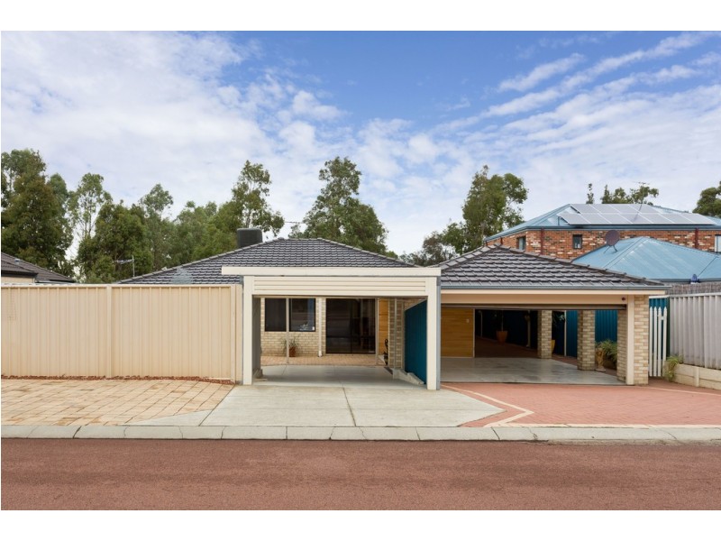33 Steiner Avenue, Success WA 6164