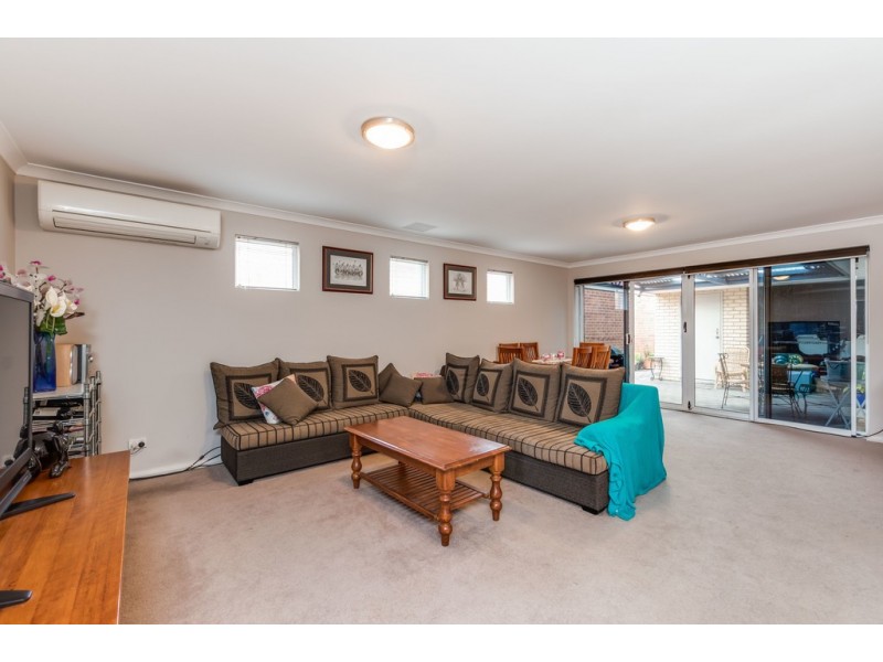 9/1 Jardine Street, Success WA 6164