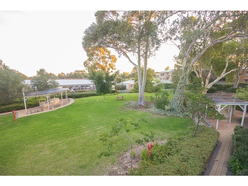 18/15 Friar John Way, Coolbellup WA 6163