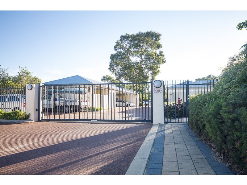 18/15 Friar John Way, Coolbellup WA 6163