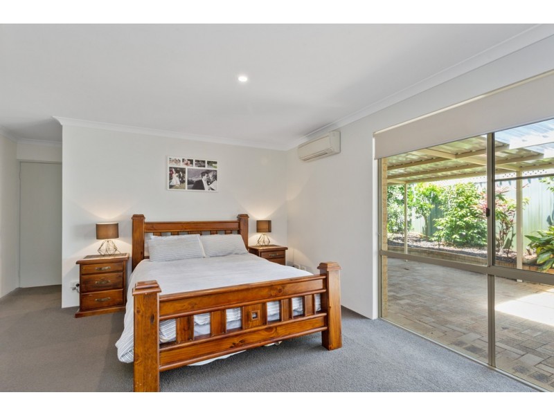 80 Bolderwood Drive, South Lake WA 6164