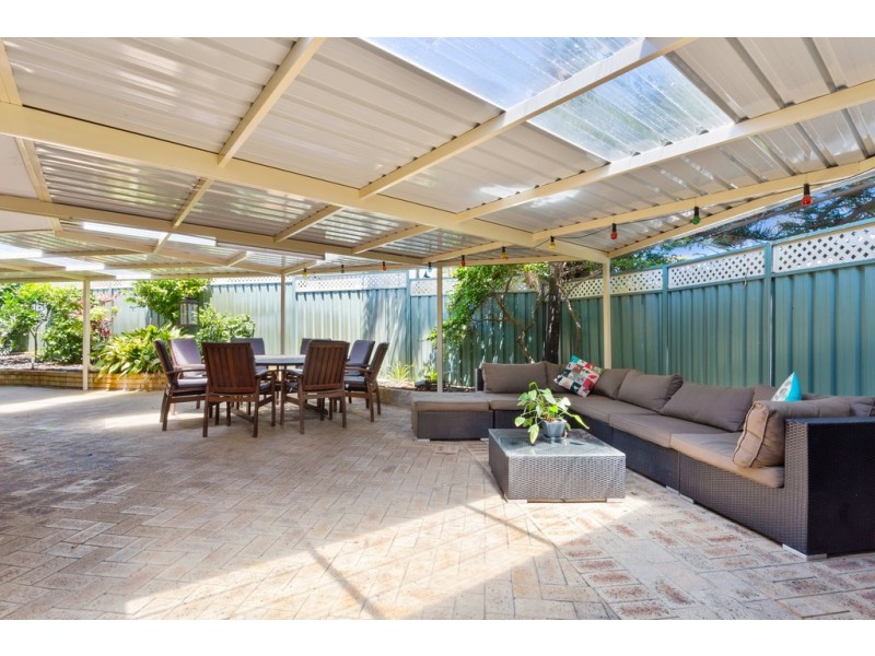 80 Bolderwood Drive, South Lake WA 6164