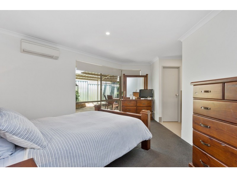 80 Bolderwood Drive, South Lake WA 6164