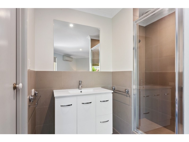 80 Bolderwood Drive, South Lake WA 6164