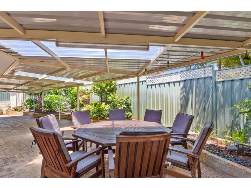 80 Bolderwood Drive, South Lake WA 6164