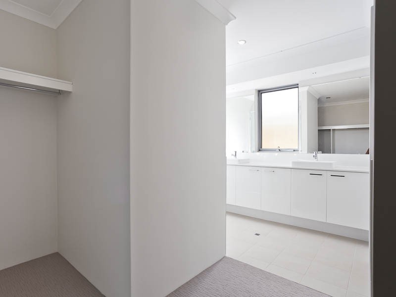 36 Crown Terrace, Coogee WA 6166