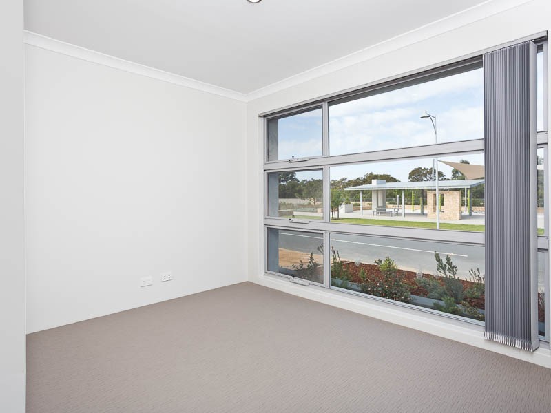 36 Crown Terrace, Coogee WA 6166