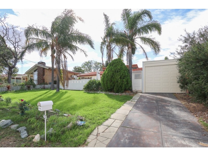 27 Steward Way, Orelia WA 6167