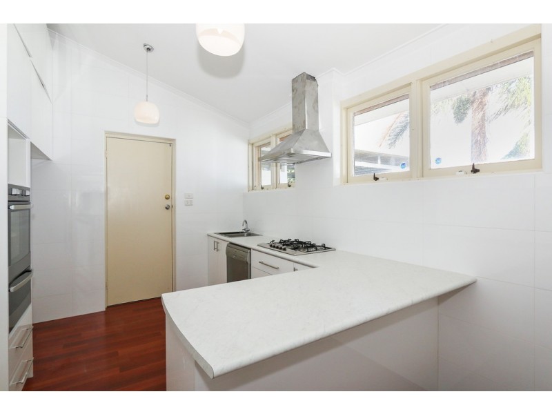 27 Steward Way, Orelia WA 6167