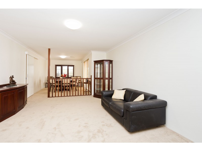 4 Dakin Glade, Winthrop WA 6150