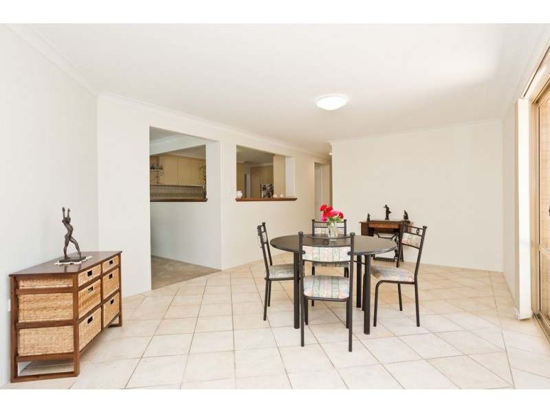 4 Dakin Glade, Winthrop WA 6150