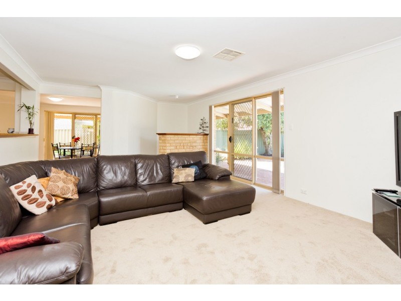 4 Dakin Glade, Winthrop WA 6150