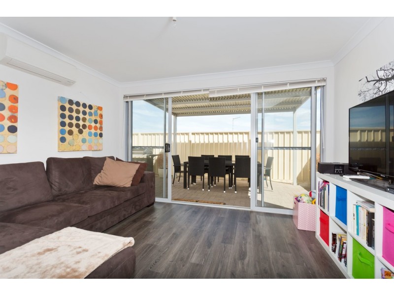 2/92 Birchley Road, Beeliar WA 6164