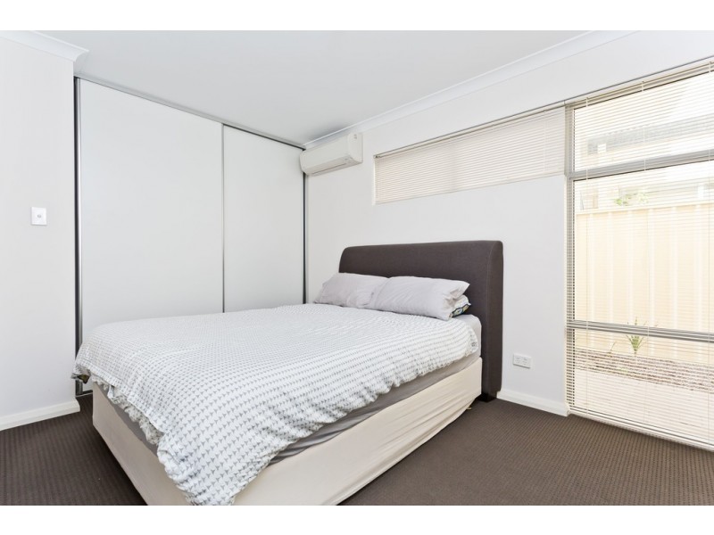 2/92 Birchley Road, Beeliar WA 6164