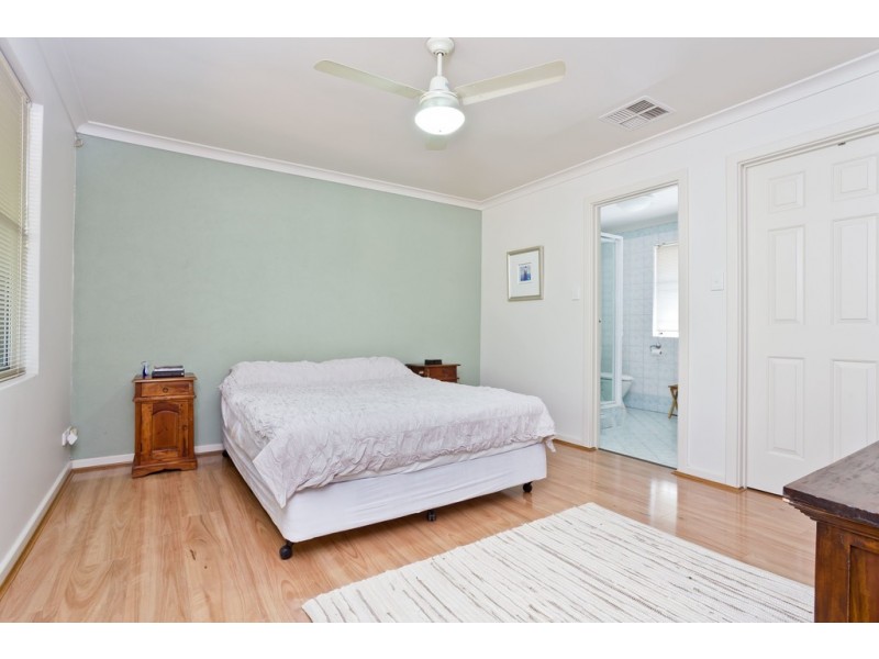 1 Hartley Street, Coolbellup WA 6163