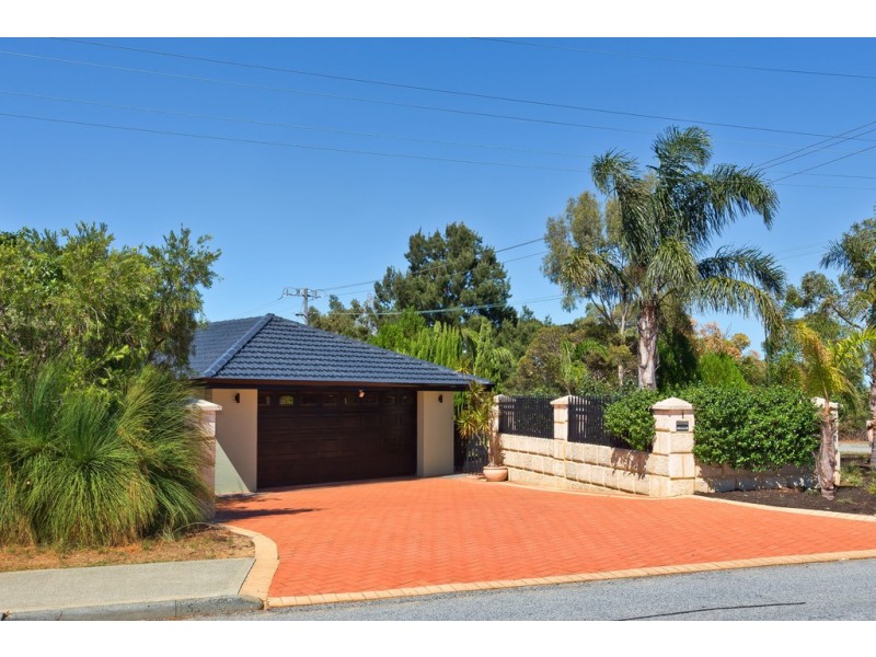 1 Hartley Street, Coolbellup WA 6163