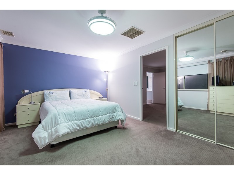 6B The Cove, Coogee WA 6166