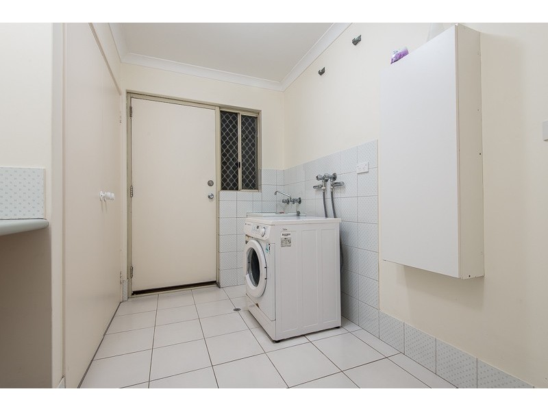 6B The Cove, Coogee WA 6166