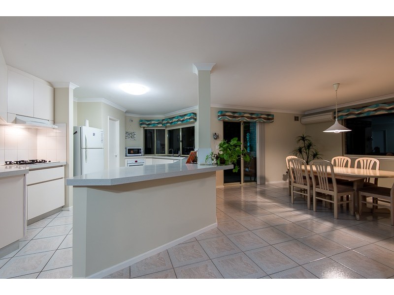 6B The Cove, Coogee WA 6166