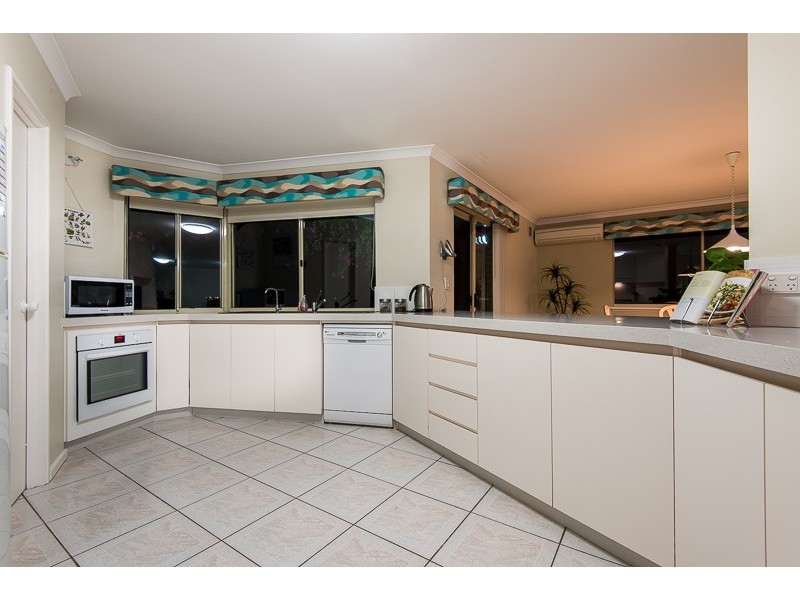 6B The Cove, Coogee WA 6166