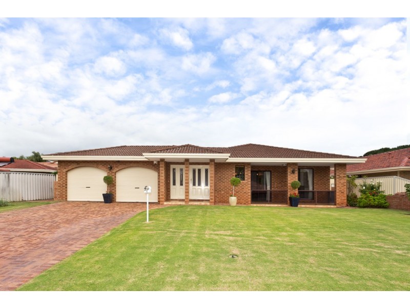 3 Gairdner Drive, Kardinya WA 6163