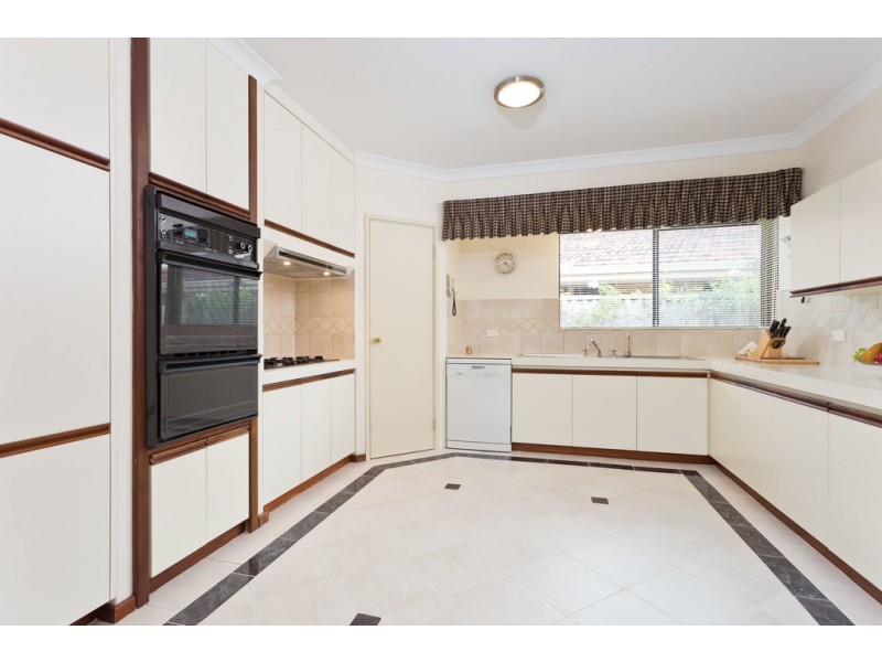 3 Gairdner Drive, Kardinya WA 6163