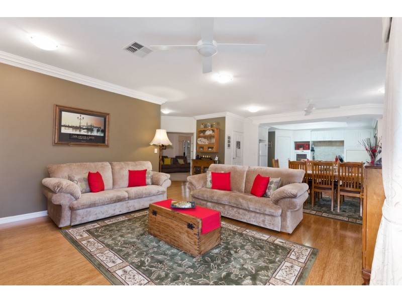 1 Platypus Parkway, Beeliar WA 6164