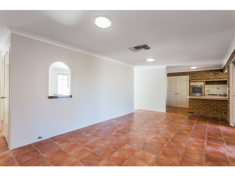 16 Galsworthy Place, Spearwood WA 6163