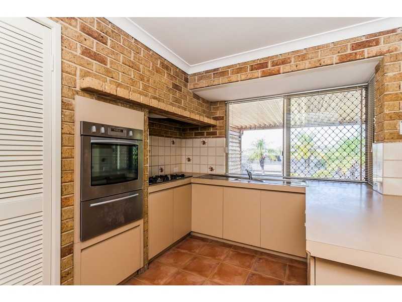 16 Galsworthy Place, Spearwood WA 6163