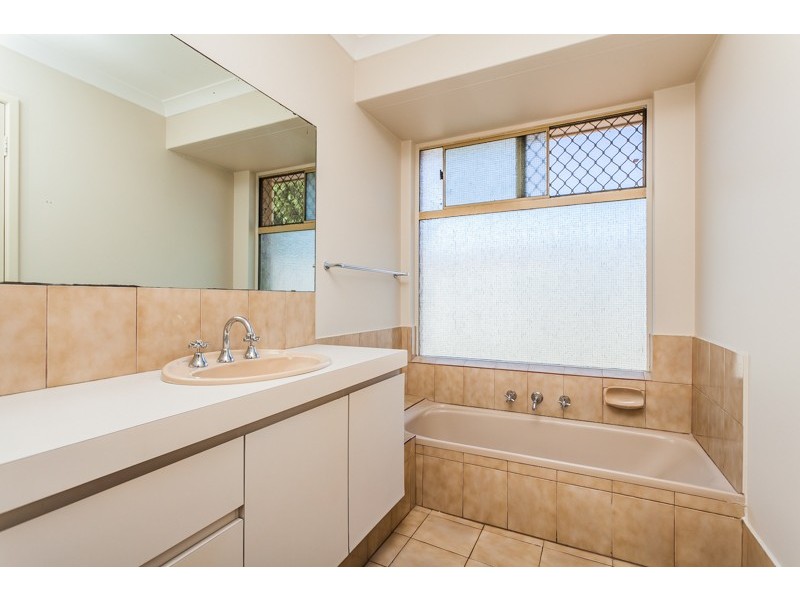 16 Galsworthy Place, Spearwood WA 6163