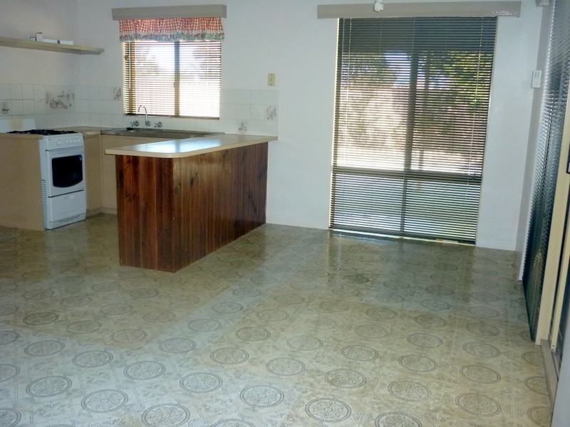 1 Europa Crt, Port Kennedy WA 6172