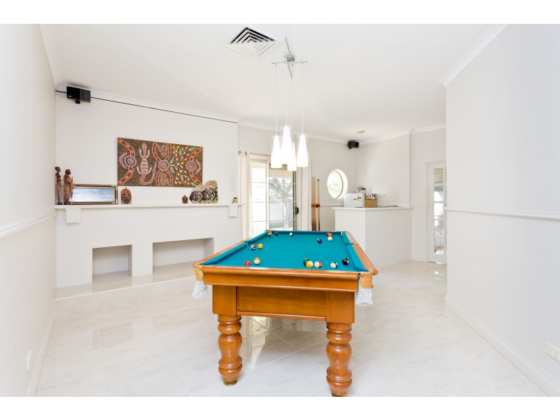 1 Clifton Court, Kardinya WA 6163