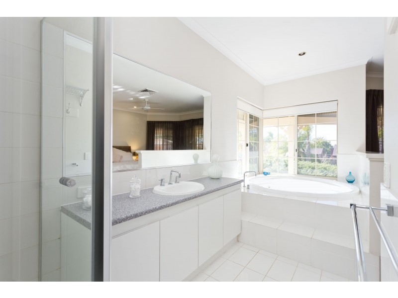 1 Clifton Court, Kardinya WA 6163