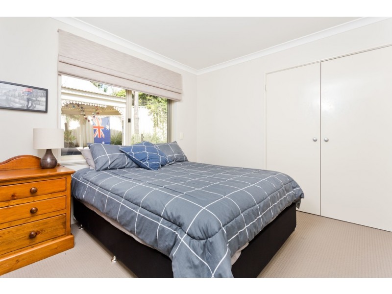 1 Clifton Court, Kardinya WA 6163