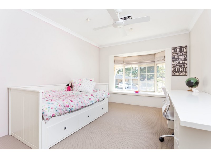 1 Clifton Court, Kardinya WA 6163