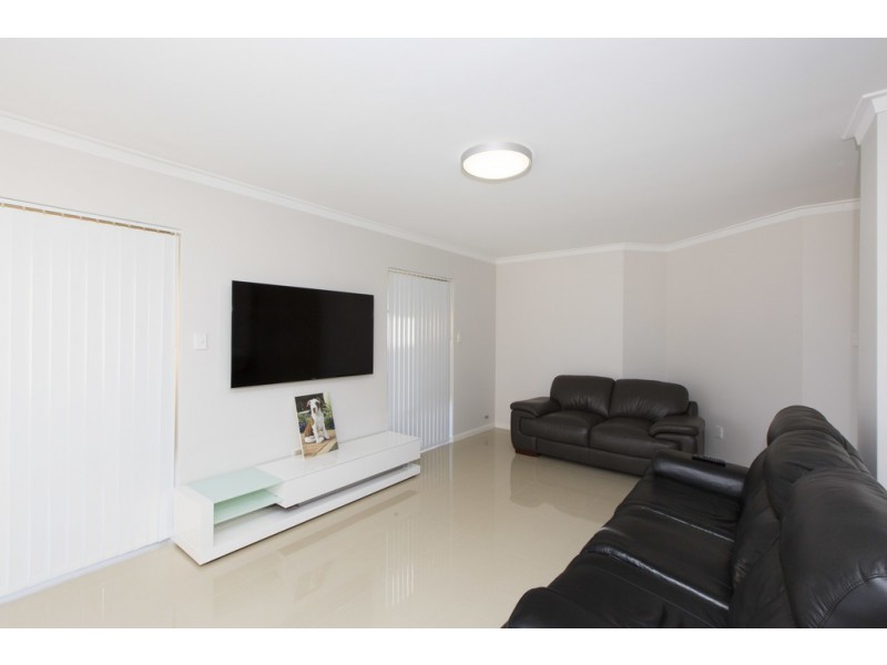 30 Amity Boulevard, Coogee WA 6166