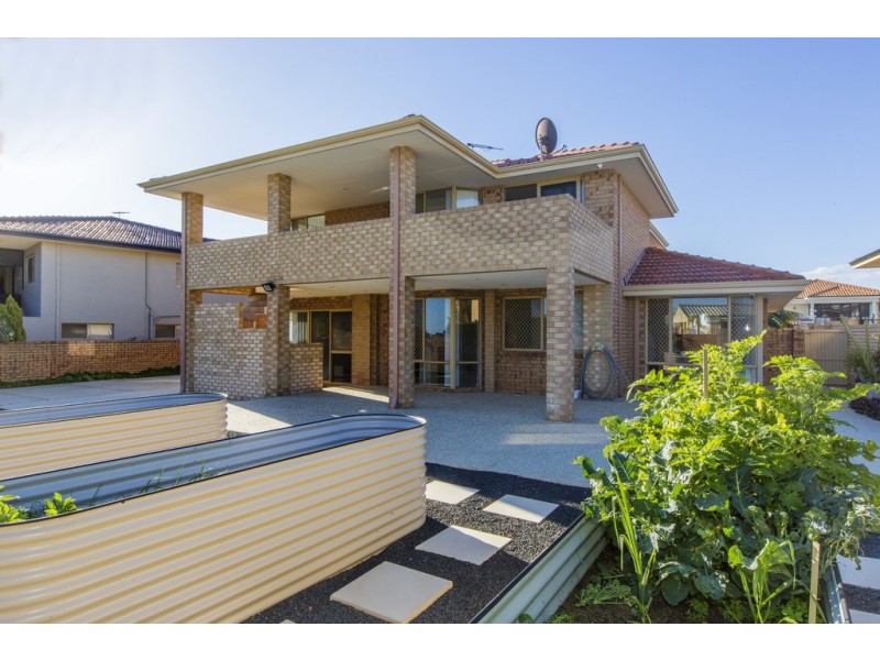 30 Amity Boulevard, Coogee WA 6166