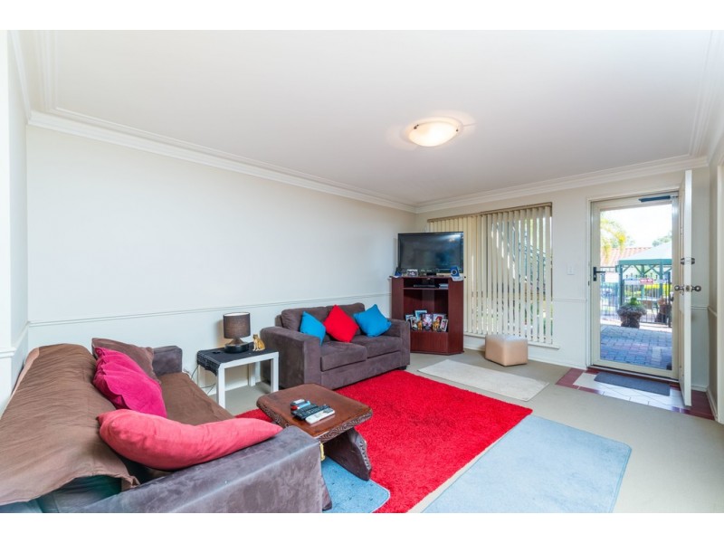 11/16 Ritz Court, Bibra Lake WA 6163