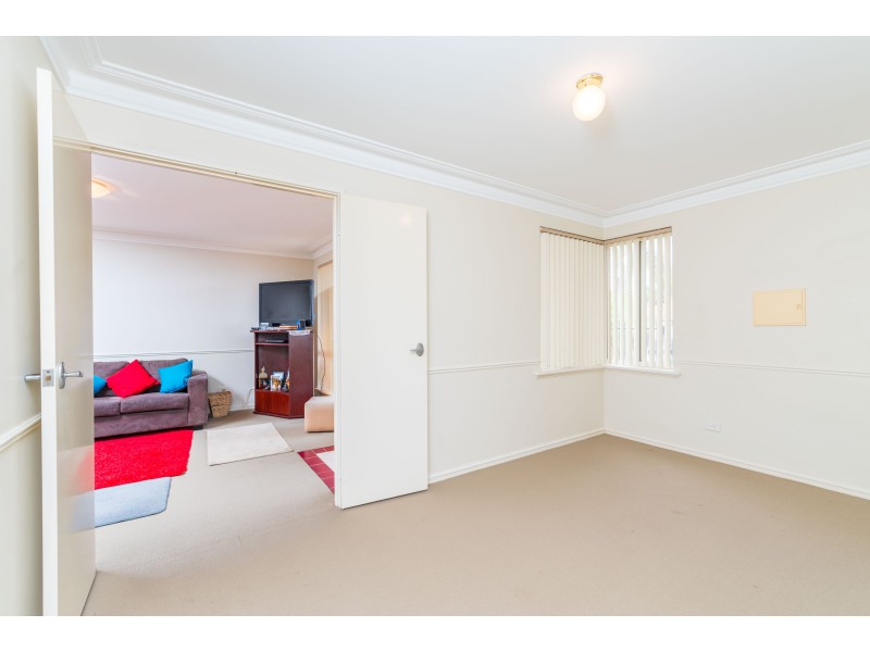 11/16 Ritz Court, Bibra Lake WA 6163
