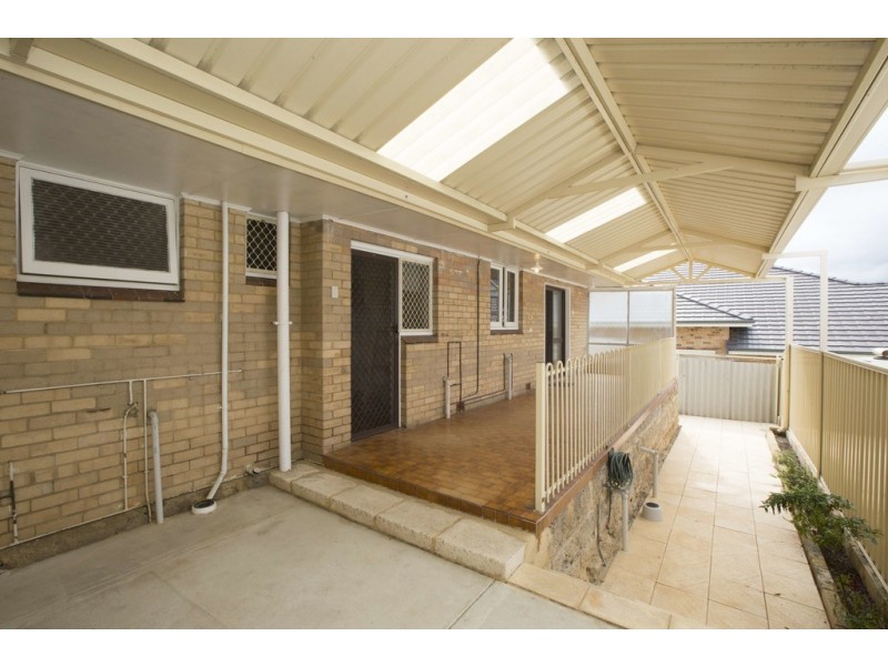 168 Carrington Street, Hilton WA 6163