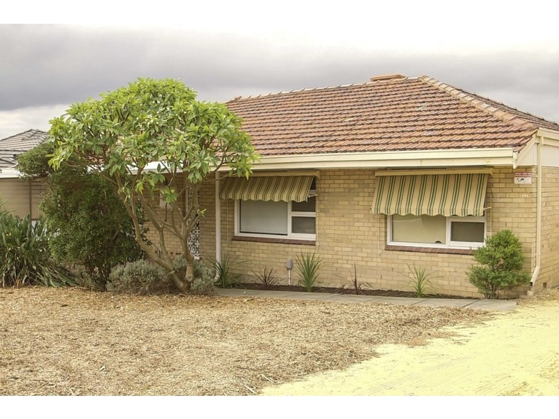 168 Carrington Street, Hilton WA 6163