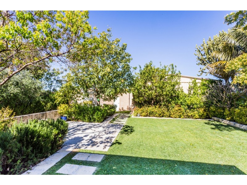 36 Headland Road, Hamilton Hill WA 6163